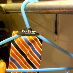 Van Heusen Men’s tie